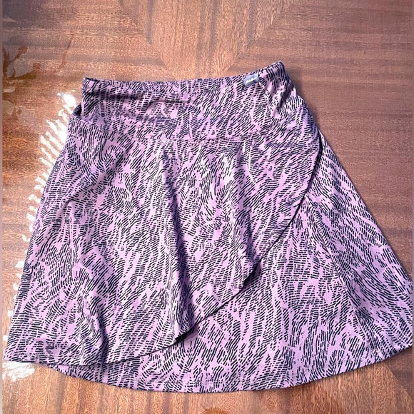 Skirt - Picture 3 of 7